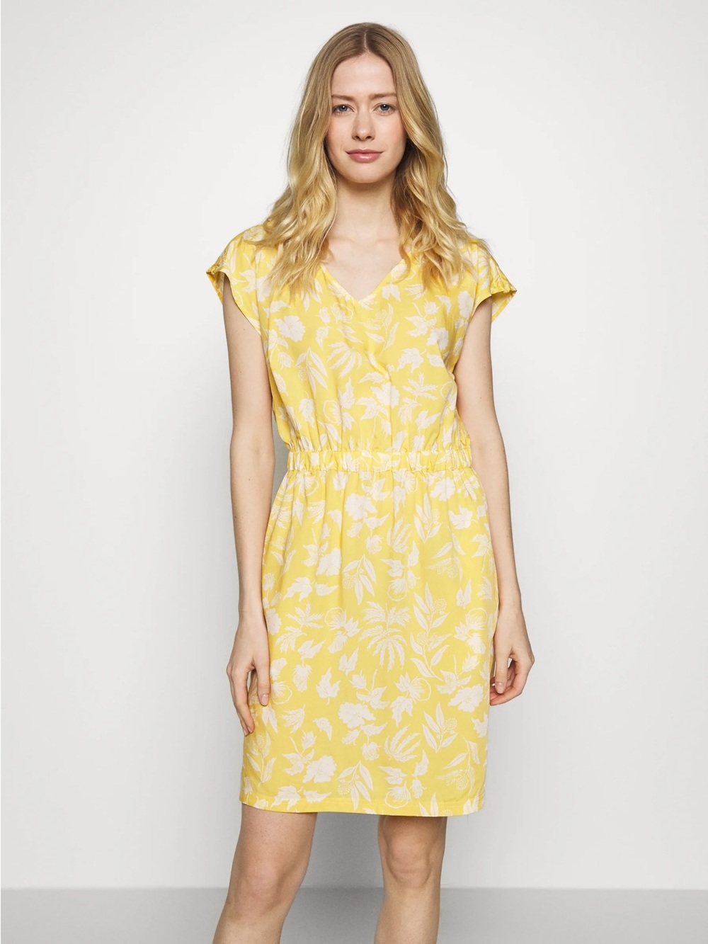 Patagonia June Lake Dress In Yellow & White Size L